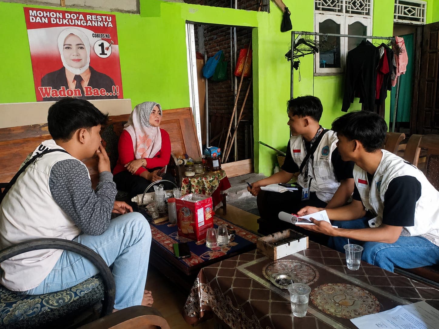 Dari Mahasiswa KKN UMUS Brebes Untuk Para Pelaku UMKM Di desa luwunggede : Mahasiswa KKN UMUS Brebes Melakukan Pemetaan dan Analisis Manajemen Serta Kondisi UMKM sebagai Dasar Penyusunan Strategi Pengembangan Usaha di Desa Luwunggede